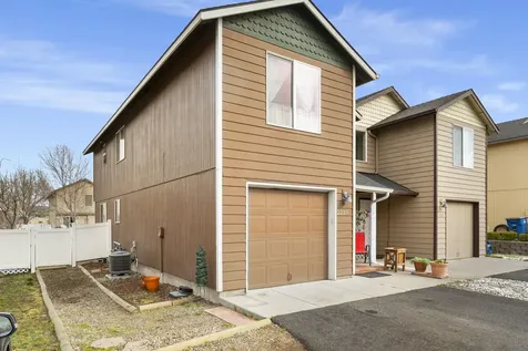 2228 SW 23rd Street Redmond OR 97756