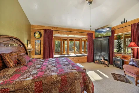 16547 Meadows Road White City OR 97503