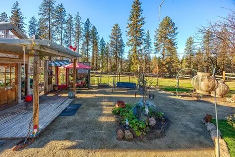 16547 Meadows Road White City OR 97503