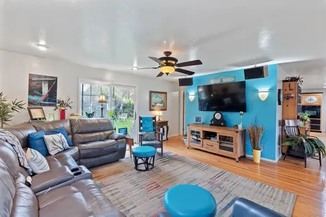 753 W Evans Creek Road Rogue River OR 97537