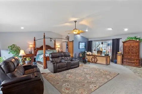 753 W Evans Creek Road Rogue River OR 97537