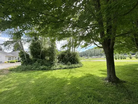 753 W Evans Creek Road Rogue River OR 97537