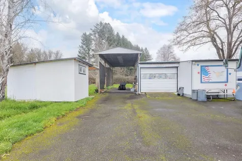 753 W Evans Creek Road Rogue River OR 97537