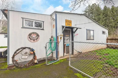 753 W Evans Creek Road Rogue River OR 97537