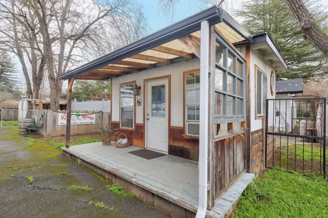 753 W Evans Creek Road Rogue River OR 97537