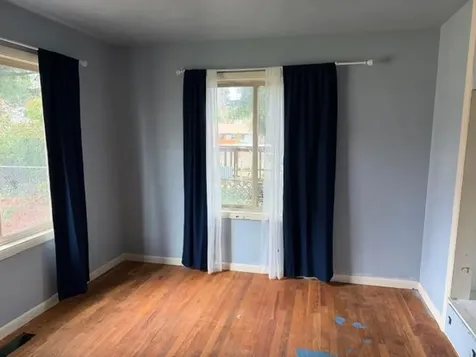 215 Hillhouse Avenue Medford OR 97504