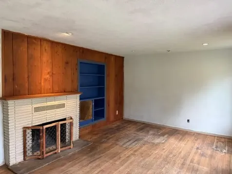 215 Hillhouse Avenue Medford OR 97504