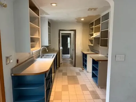 215 Hillhouse Avenue Medford OR 97504