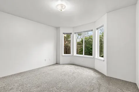 1224 N Modoc Avenue Medford OR 97504