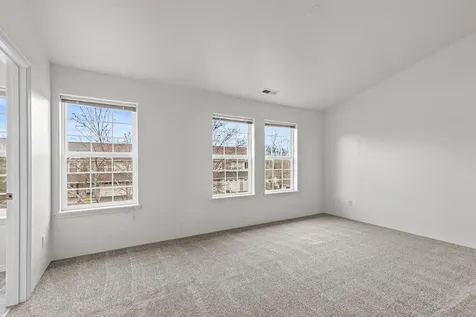 1224 N Modoc Avenue Medford OR 97504