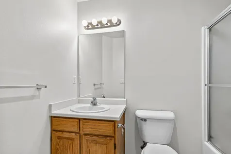 1224 N Modoc Avenue Medford OR 97504