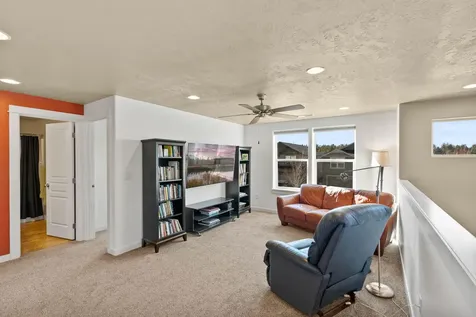 20657 SE Meadowsweet Drive Bend OR 97702