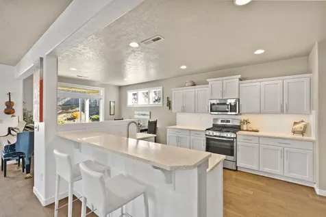 20657 SE Meadowsweet Drive Bend OR 97702