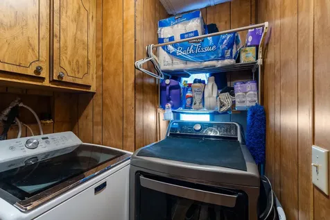 2533 Terrmont Street White City OR 97503
