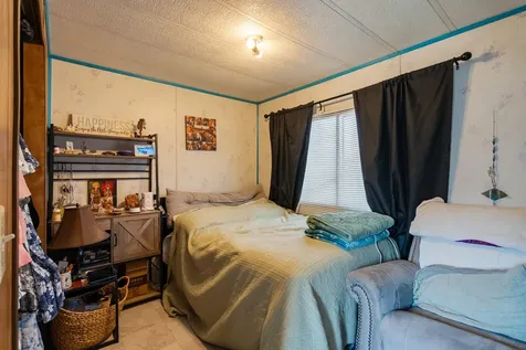 2533 Terrmont Street White City OR 97503