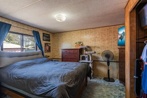 2533 Terrmont Street White City OR 97503