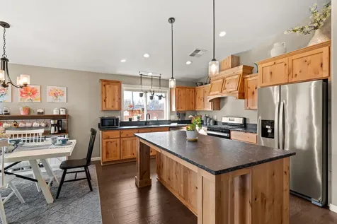 2035 SW Truman Way Grants Pass OR 97526