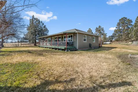 481 SW Helmholtz Way Redmond OR 97756