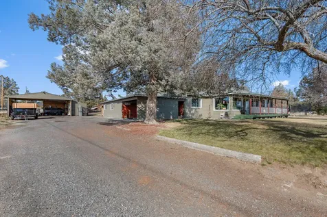 481 SW Helmholtz Way Redmond OR 97756