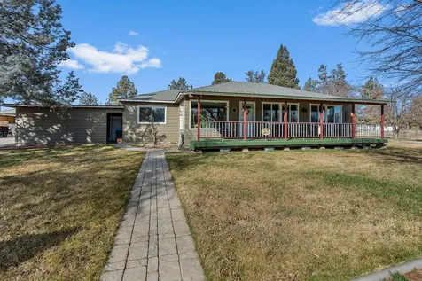 481 SW Helmholtz Way Redmond OR 97756