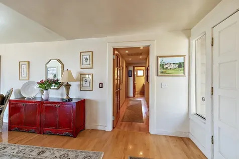 290 Skycrest Drive Ashland OR 97520