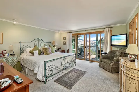 290 Skycrest Drive Ashland OR 97520