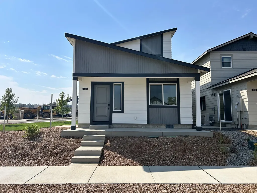 4129 SW Pumice Avenue Redmond OR 97756