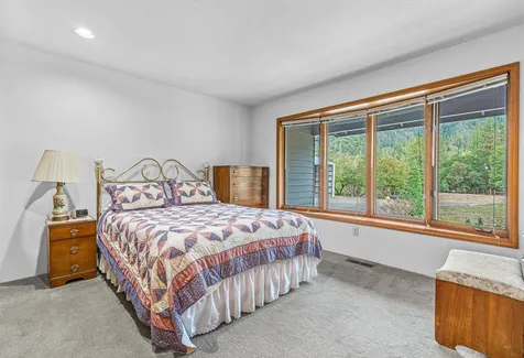 12838 Ramsey Road Gold Hill OR 97525