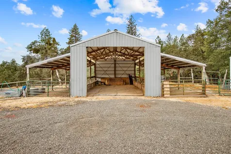 12838 Ramsey Road Gold Hill OR 97525