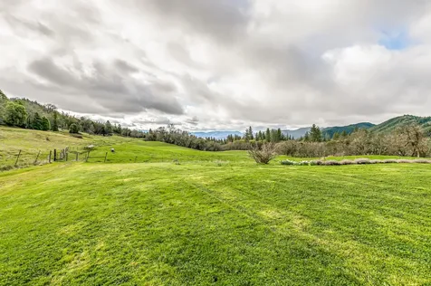 12838 Ramsey Road Gold Hill OR 97525