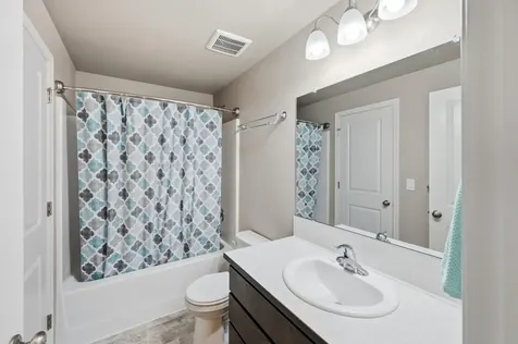1915 SW 23rd Street Redmond OR 97756