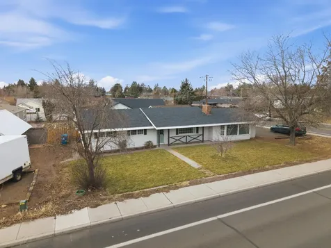 1915 SW 23rd Street Redmond OR 97756