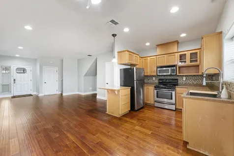 185 Logan Avenue Central Point OR 97502