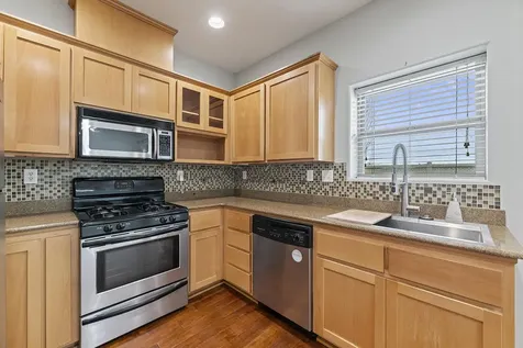185 Logan Avenue Central Point OR 97502