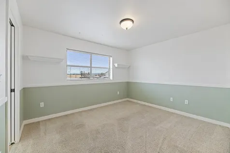 185 Logan Avenue Central Point OR 97502