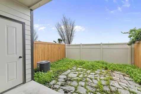 185 Logan Avenue Central Point OR 97502