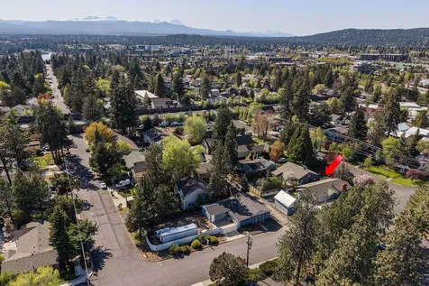 195 SE Roosevelt Avenue Bend OR 97702