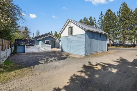 195 SE Roosevelt Avenue Bend OR 97702