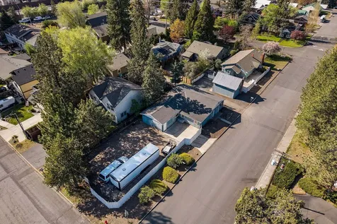 195 SE Roosevelt Avenue Bend OR 97702