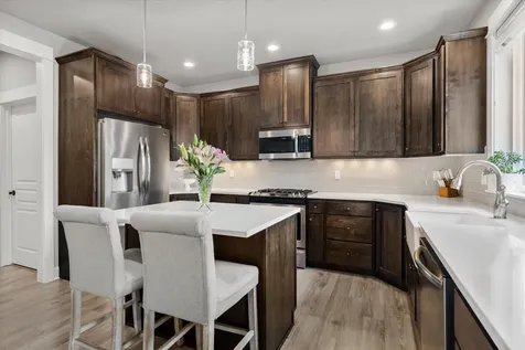 1607 NW Underpass Avenue Redmond OR 97756