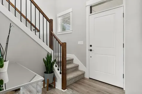 1607 NW Underpass Avenue Redmond OR 97756