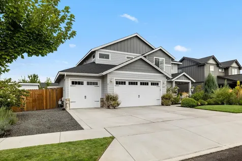 1607 NW Underpass Avenue Redmond OR 97756