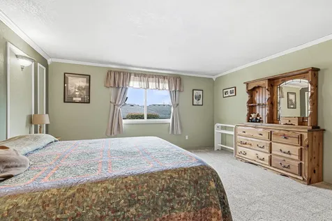 1620 Edgevale Avenue Medford OR 97504