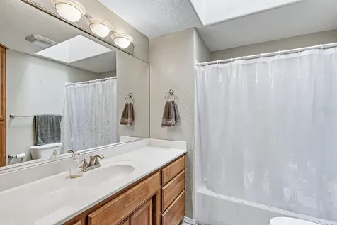1620 Edgevale Avenue Medford OR 97504