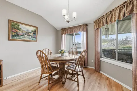 1620 Edgevale Avenue Medford OR 97504