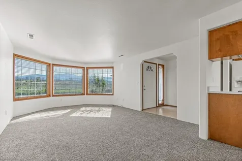 278 Sparrow Way Medford OR 97501