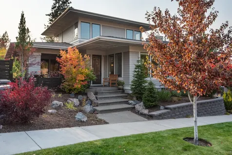 1885 NW Hartford Avenue Bend OR 97703