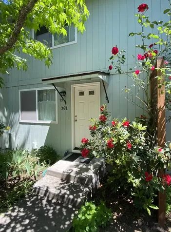 381 Glenn Street Ashland OR 97520