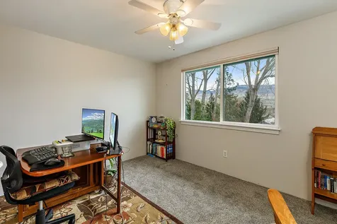 381 Glenn Street Ashland OR 97520