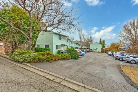 381 Glenn Street Ashland OR 97520